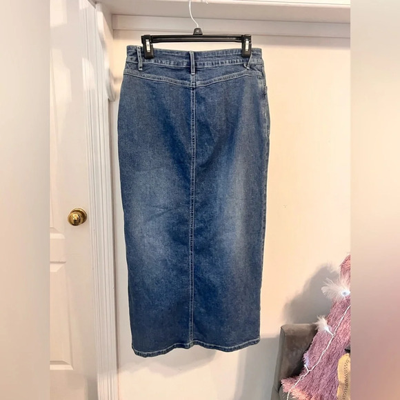 Vintage Carolina Blue Maxi Denim Skirt with Front Slit - Picture 5 of 8